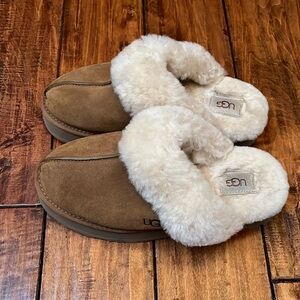 UGG Disquette Slippers